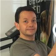 Educateur coach sportif proposant des activites sportive